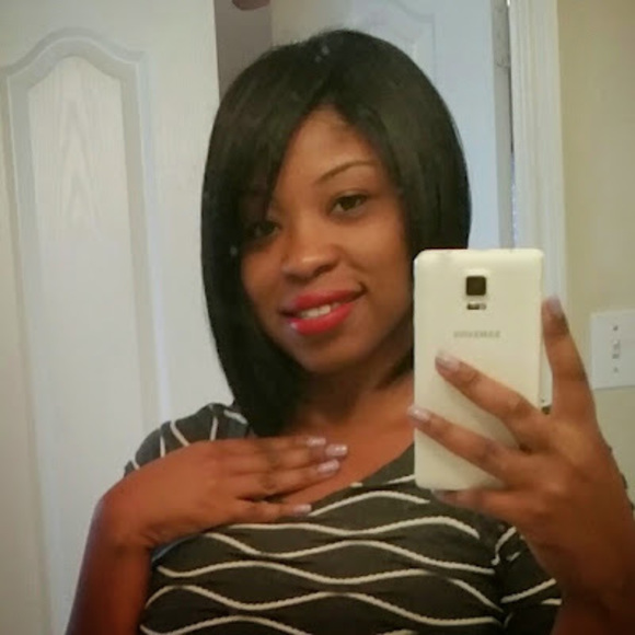 Meet your Posher, Olinka - Picture 1 of 1